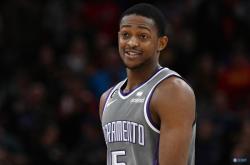 爱游戏官方入口-包含山西队力克江苏队，福克斯刷新纪录的词条