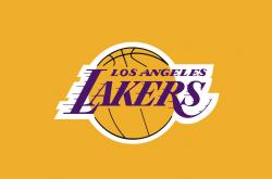 爱游戏中国-疆场烽火与欧陆狂澜，当新疆队火力全开，字母哥在欧冠之巅加冕