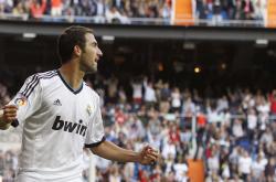 爱游戏下载-林高远独取两分，奥地利队横扫波兰队展现团队统治力