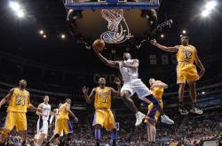 AYXapp下载-卡塞米罗里程碑之夜，皇马轻取摩洛哥展现欧冠王者底蕴