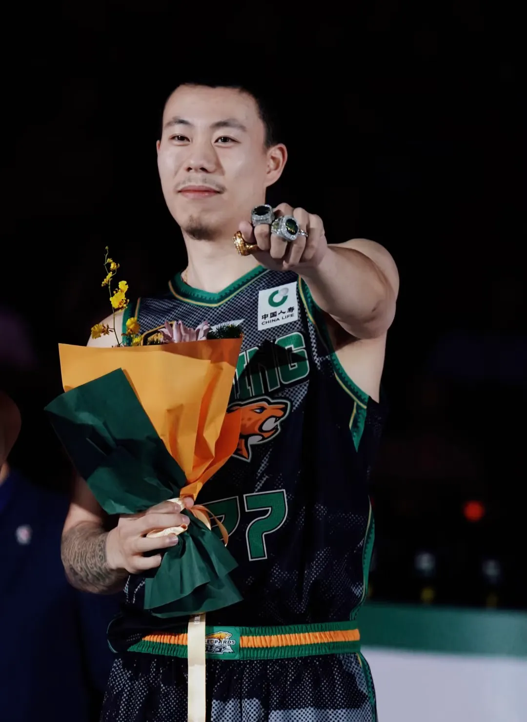 关于篮球界赛场风云:球员个人表现尽显才华的信息 关于篮球界赛场风云:球员个人表现尽显才华的信息