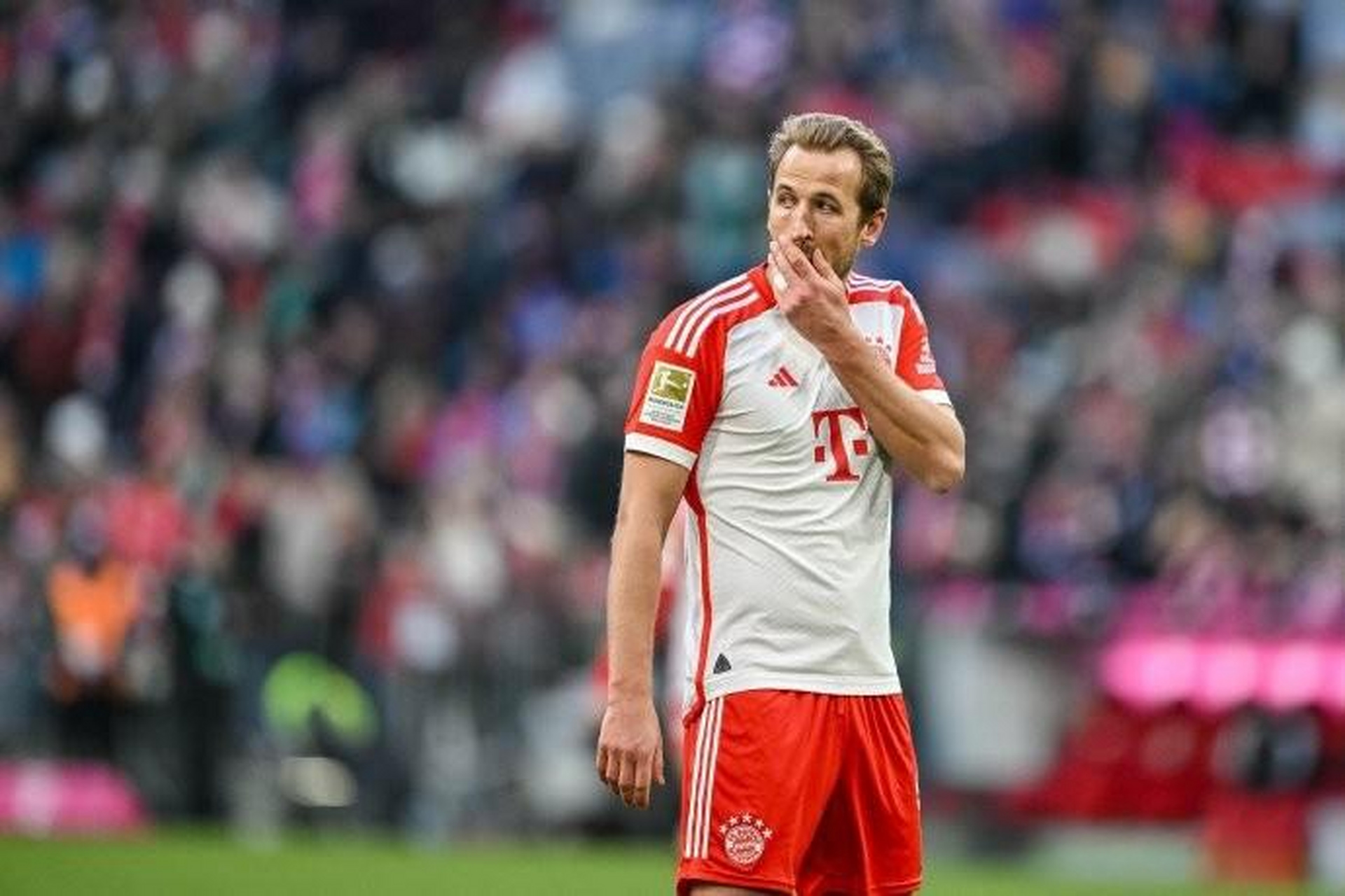 拜仁慕尼黑主场大捷，队内士气高涨的简单介绍