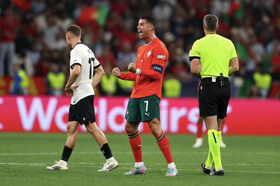 关于塞尔维亚豪取胜利，成功晋级欧洲杯预选赛决赛的信息