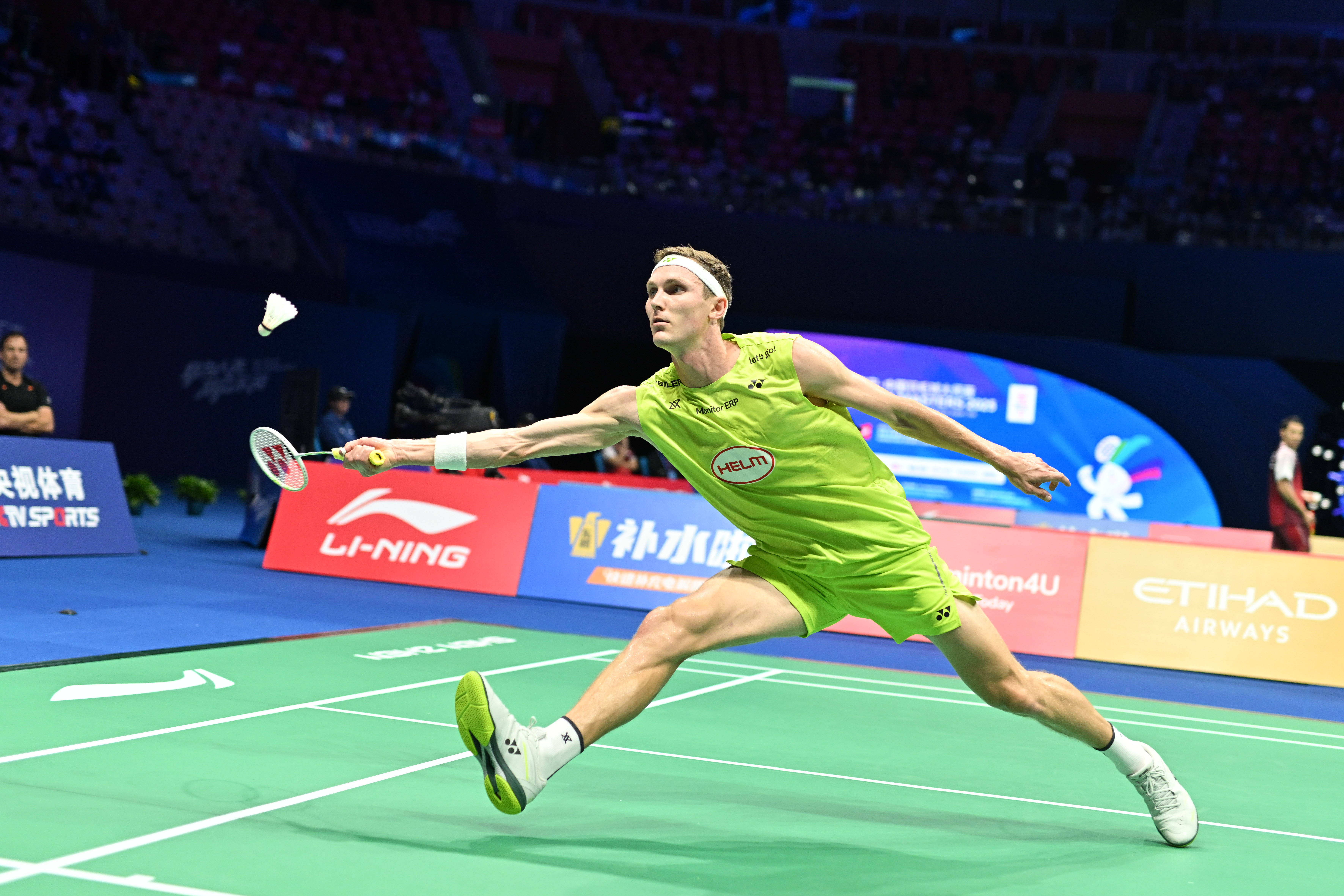 英格兰羽毛球队逆转法国羽毛球队，安赛龙统治全场的简单介绍