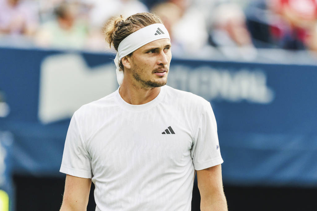 美国网球队翻盘英国网球队，兹维列夫三分雨点燃全场的简单介绍