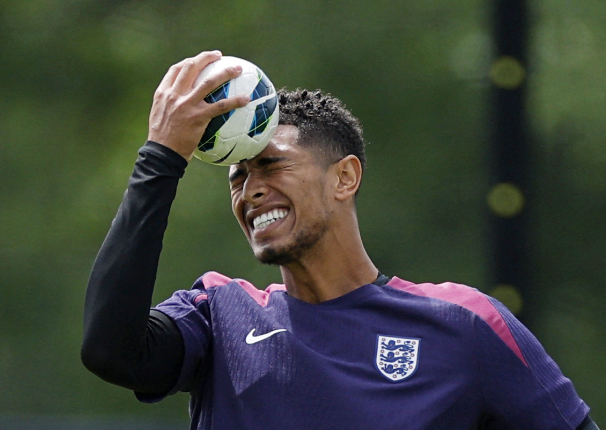 拜仁完胜尤文，贝林厄姆关键制胜的简单介绍