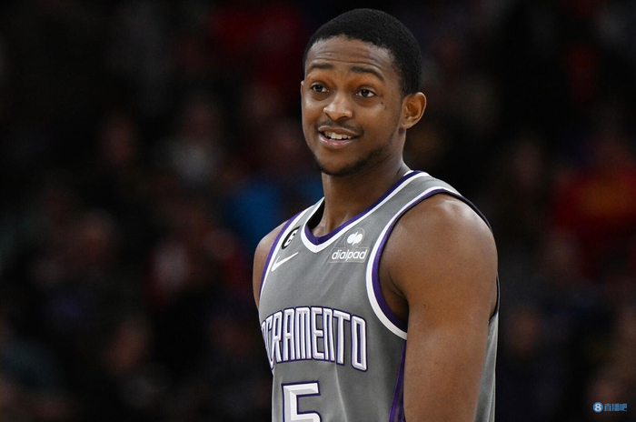 包含山西队力克江苏队，福克斯刷新纪录的词条